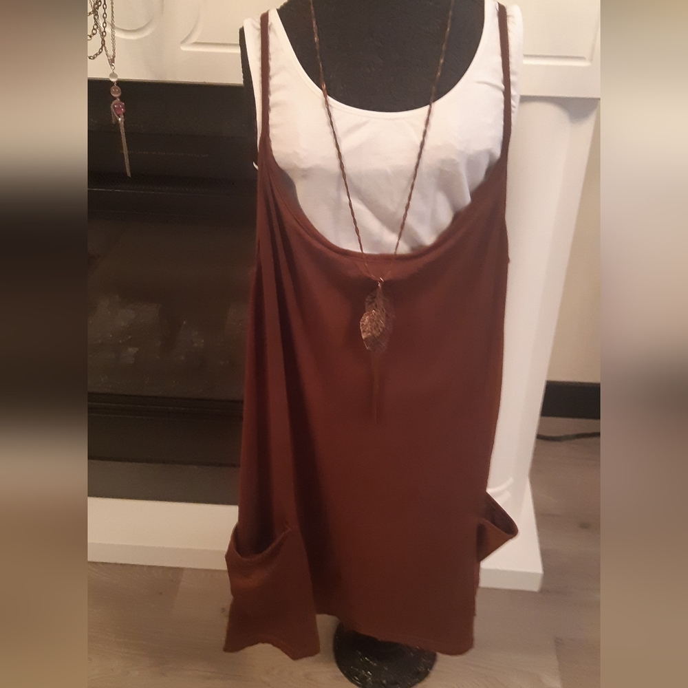 5/$25.00Women's Small Oversized Romper. Dress With Shorts Underneath Pockets
